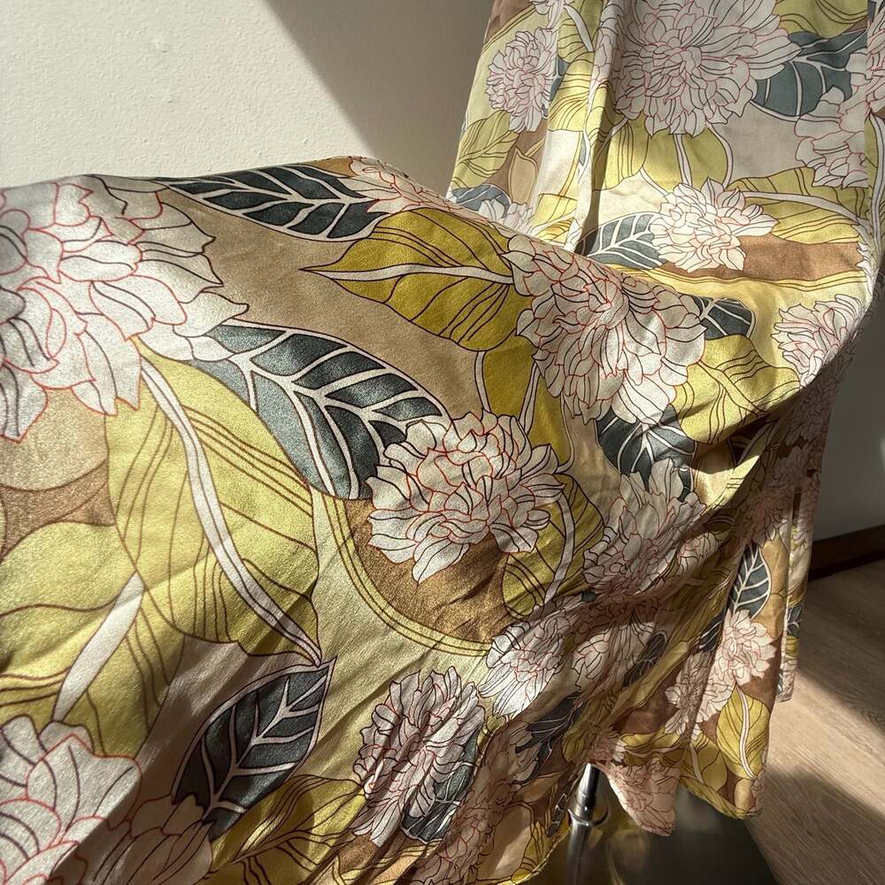 100% Silk Floral Yellow Green Midi Skirt - Picture 5 of 8